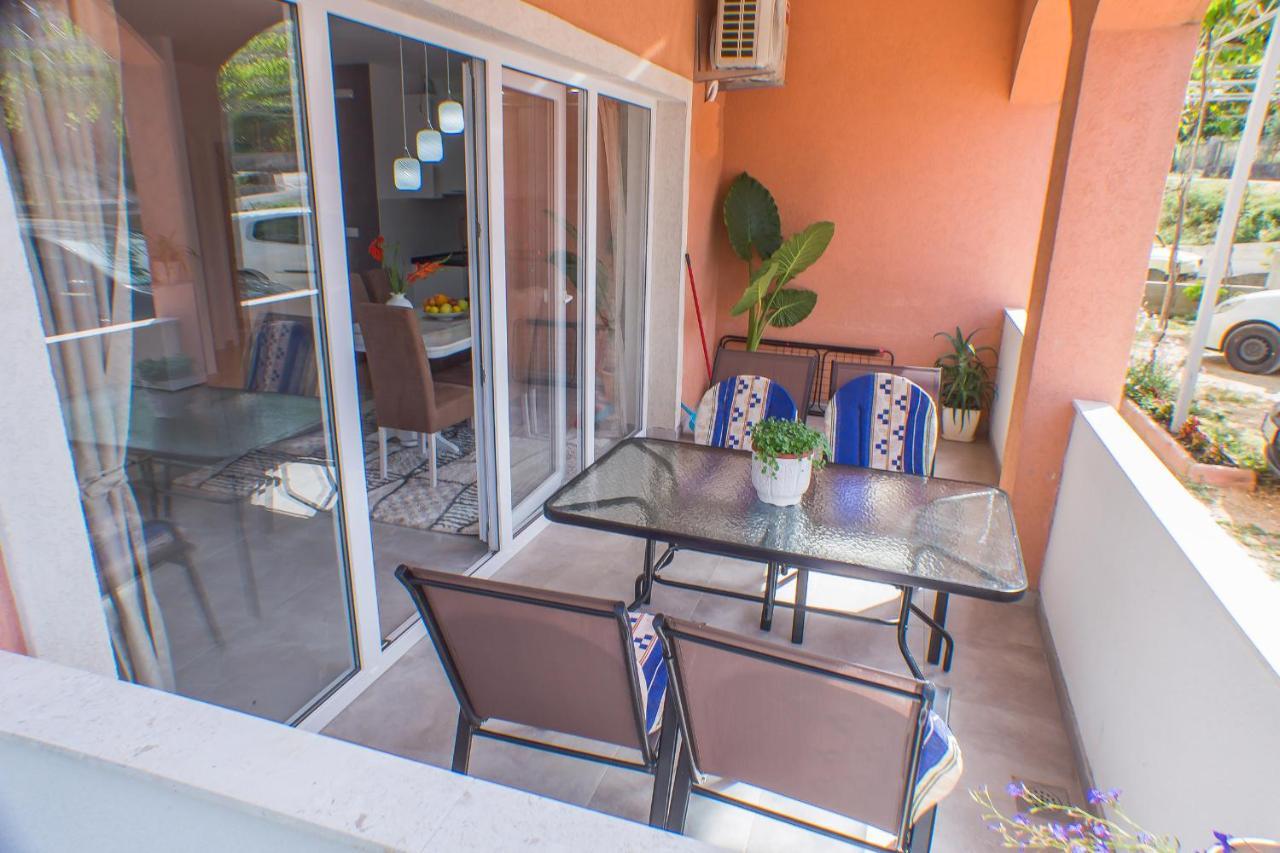 Apartments Kovac ティヴァト エクステリア 写真