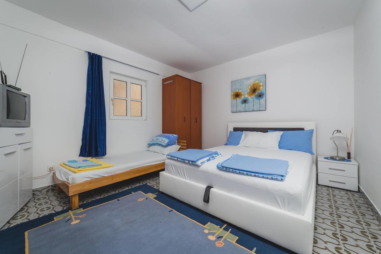 Apartments Kovac ティヴァト エクステリア 写真
