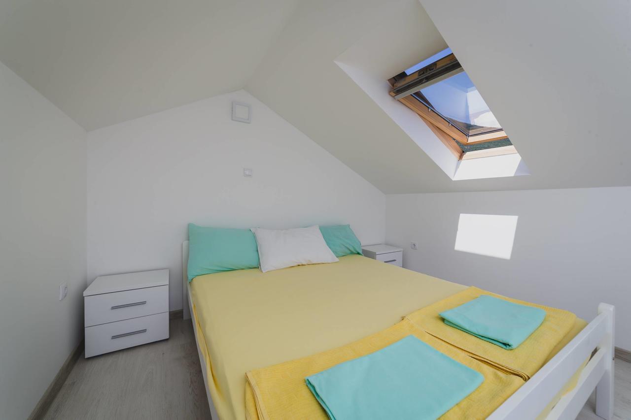 Apartments Kovac ティヴァト エクステリア 写真