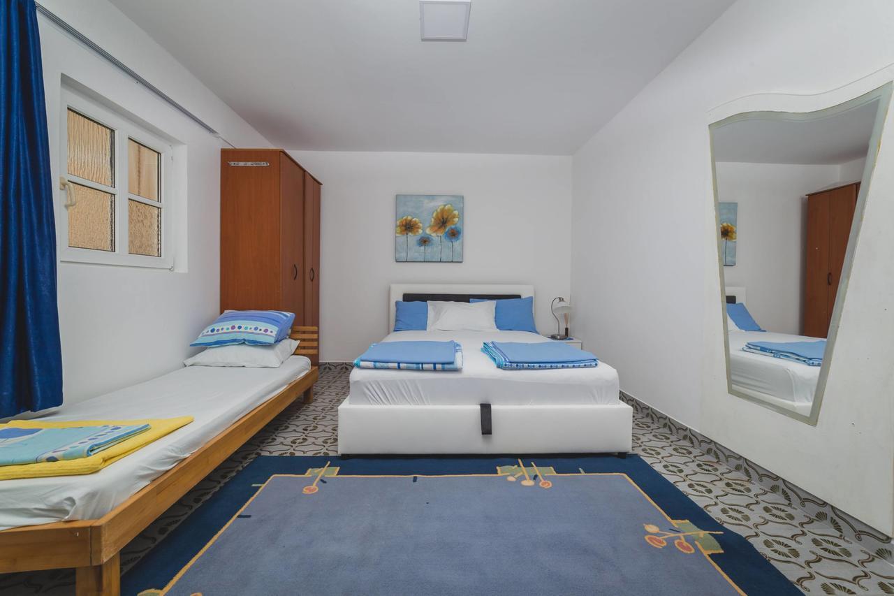 Apartments Kovac ティヴァト エクステリア 写真